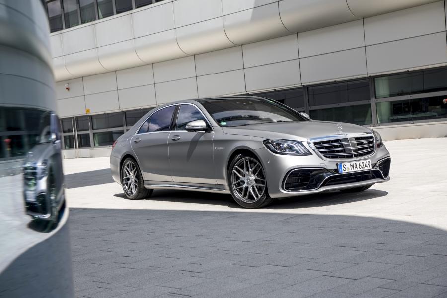  Mercedes-AMG S63 4Matic+ Lang 2017 года  (WW) (фото 7 из 105)